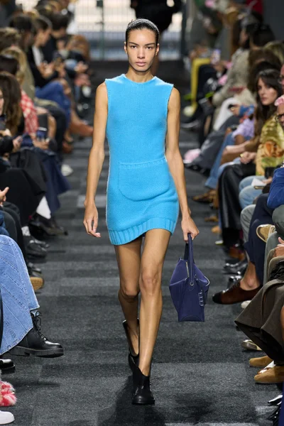 Look 5